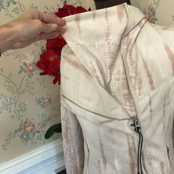 NWT Blank NYC Hippie Dippe Cream Pink Faux Suede Full Zip Short Jacket S - Picture 4 of 7